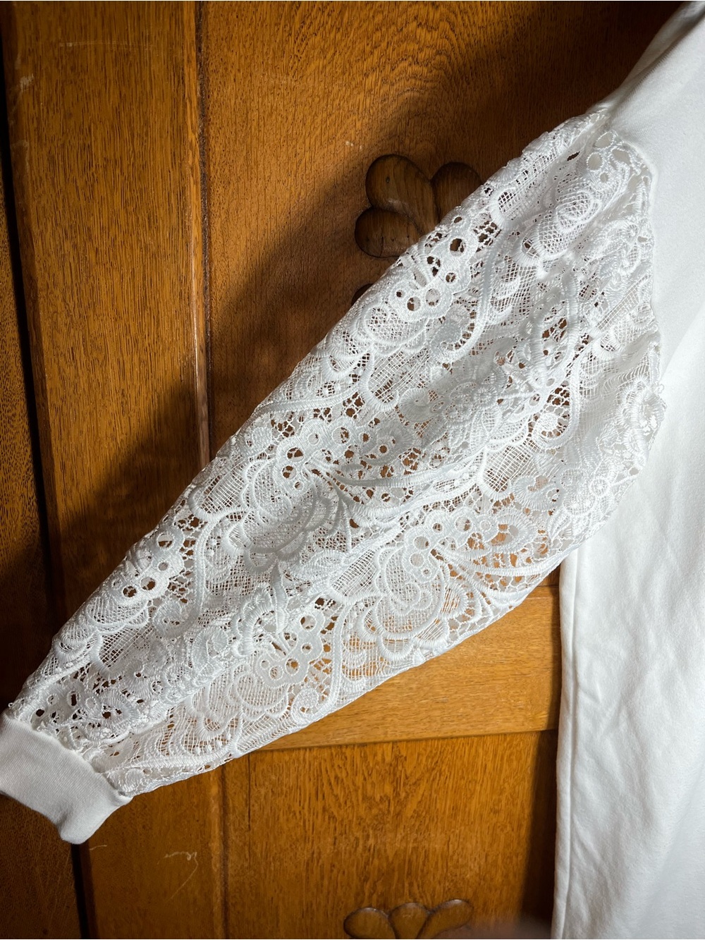 Express — Lace Sleeve Sweatshirt Dress — Medium — White - Picture 3 of 7